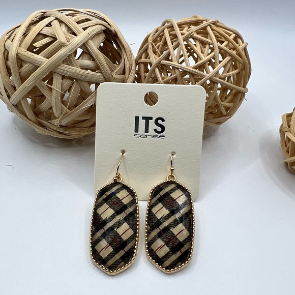 It’s Sense Gold Tone Fashion Jewelry Earrings‎ NEW - Picture 1 of 6